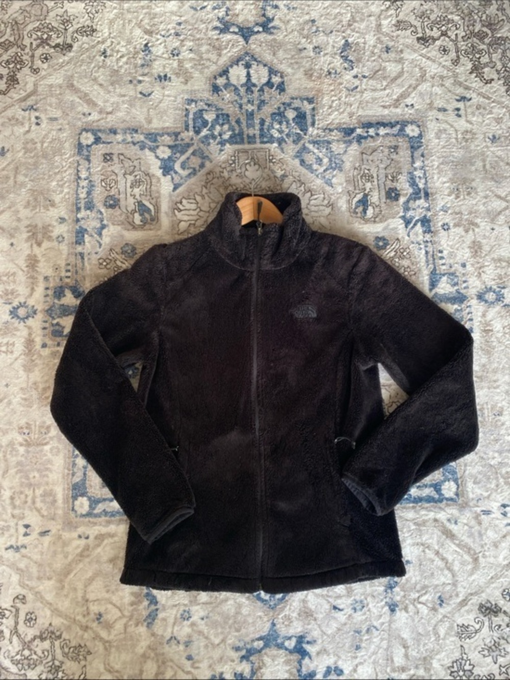 The North Face Women's Black Osito Fleece Jacket